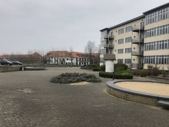 Werf: Hotel Westbay, voor de vernieuwing